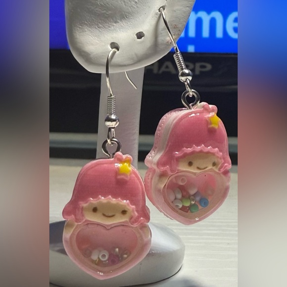 $3 ADORABLE EARRINGS. STAINLESS STEEL HOOKS. NEW $3 IF BUNDLED - Picture 15 of 16